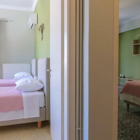 Apartment Carpe Diem Near The Athens Airport